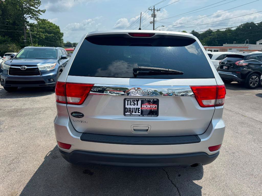 Used 2013 Jeep Grand Cherokee Laredo RWD image 5