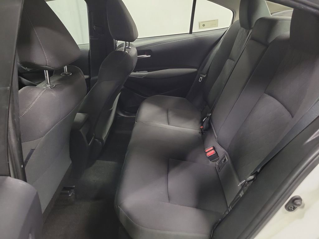 Used 2020 Toyota Corolla LE image 22