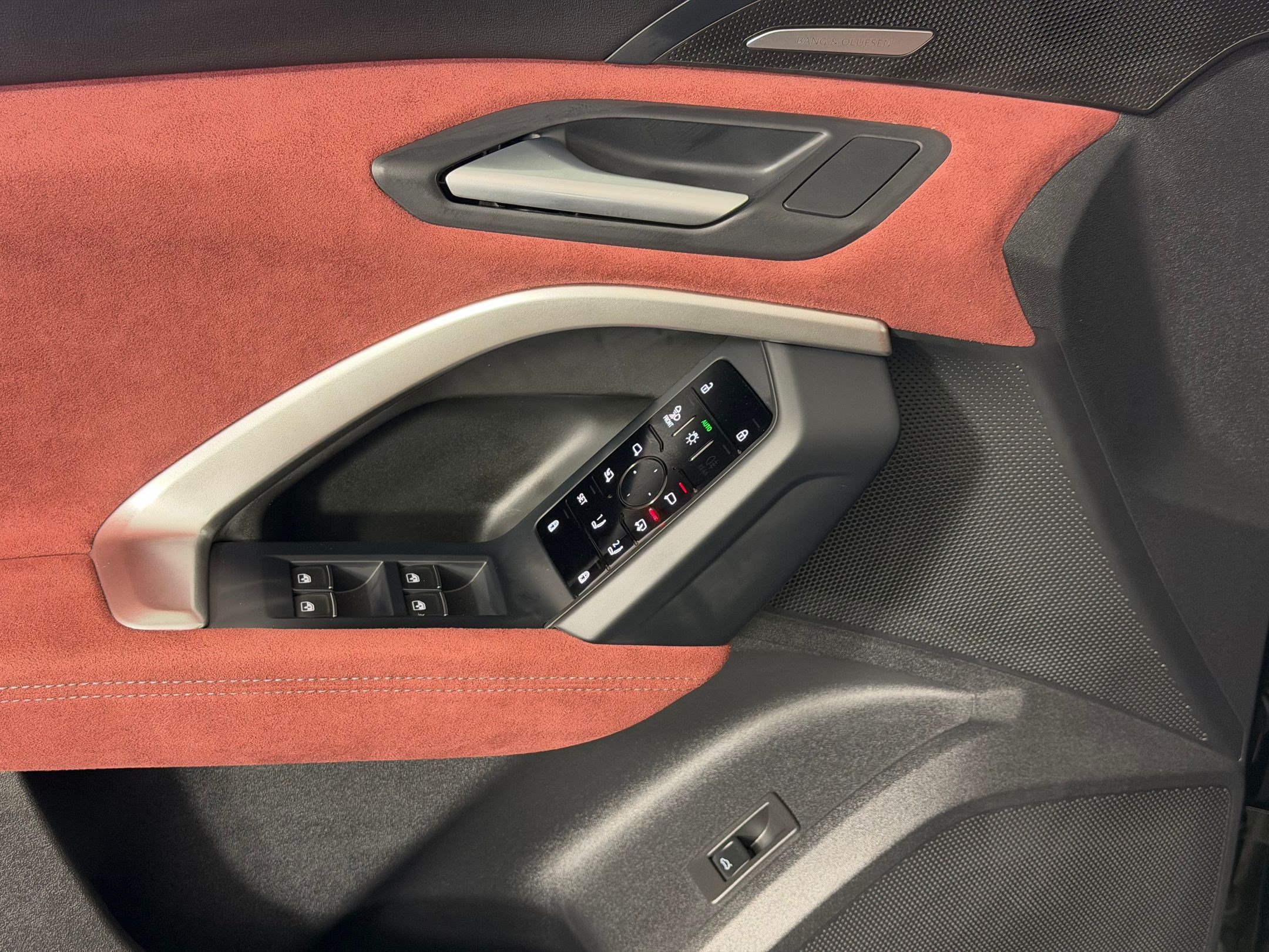 New 2026 Audi SQ5 Premium Plus AWD/4WD image 14