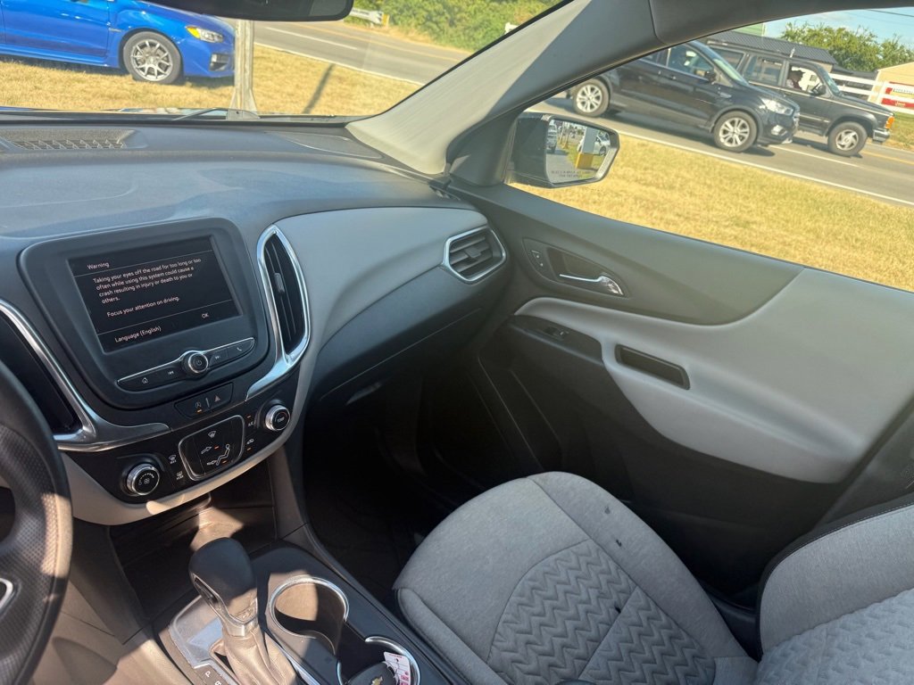 Used 2024 Chevrolet Equinox LS w/ LS Convenience Package image 12