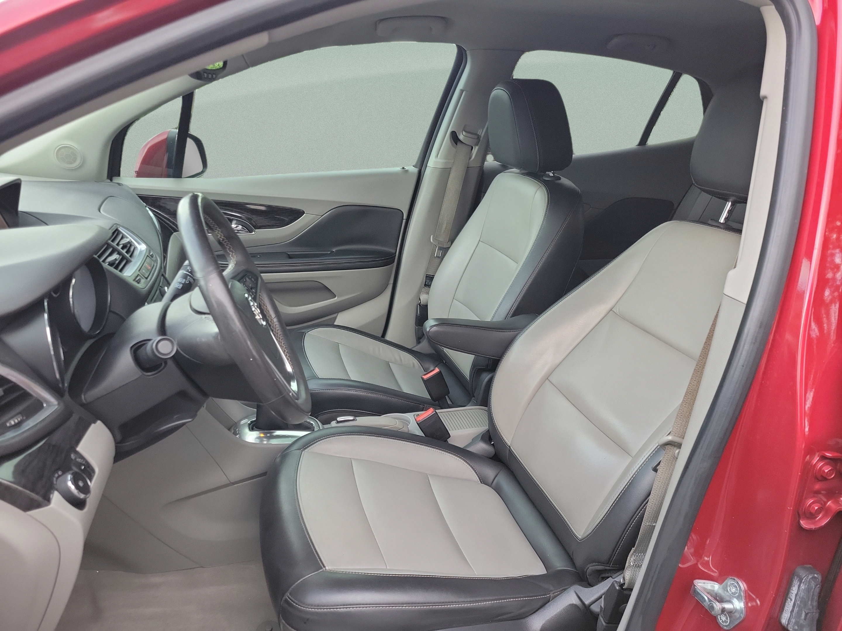 Used 2015 Buick Encore Premium FWD image 10