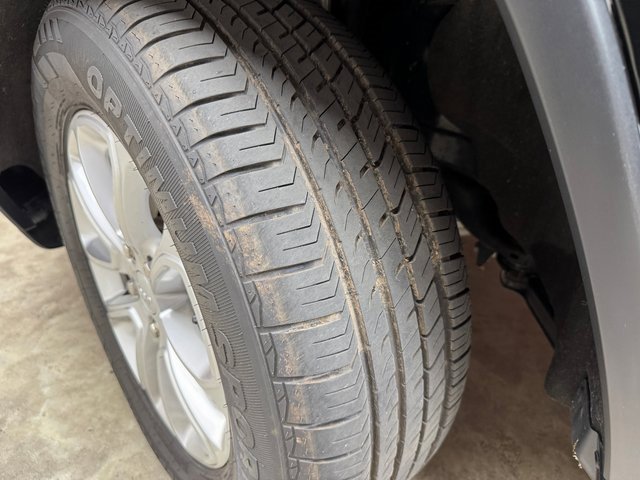 Used 2022 Jeep Grand Cherokee Laredo X image 29