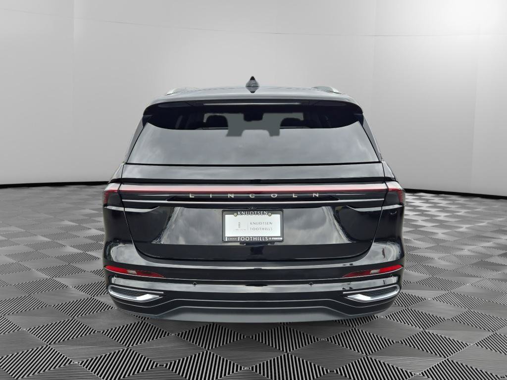 Used 2026 Lincoln Nautilus Reserve AWD/4WD image 6