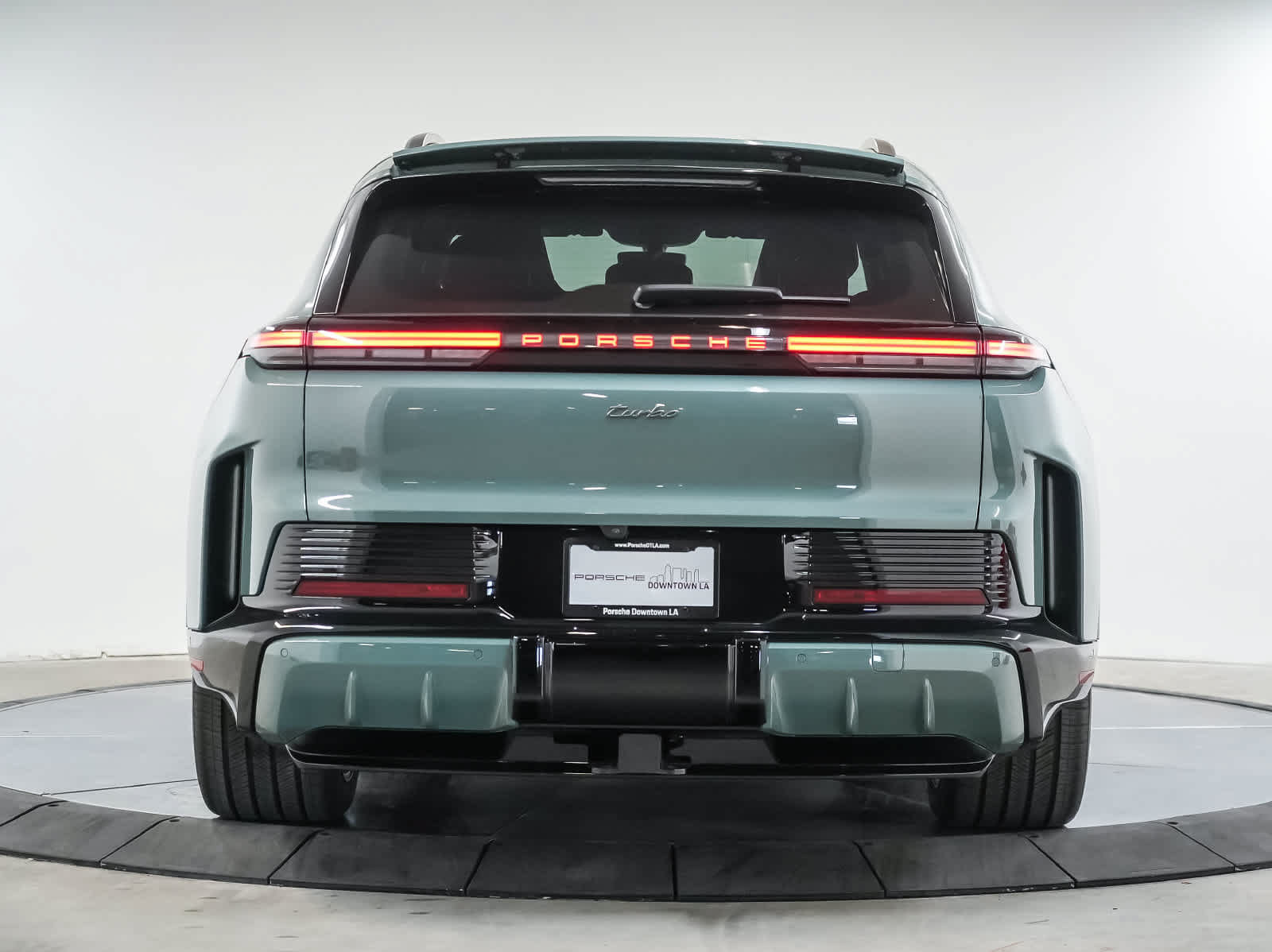 New 2026 Porsche Cayenne Turbo Electric AWD/4WD image 10
