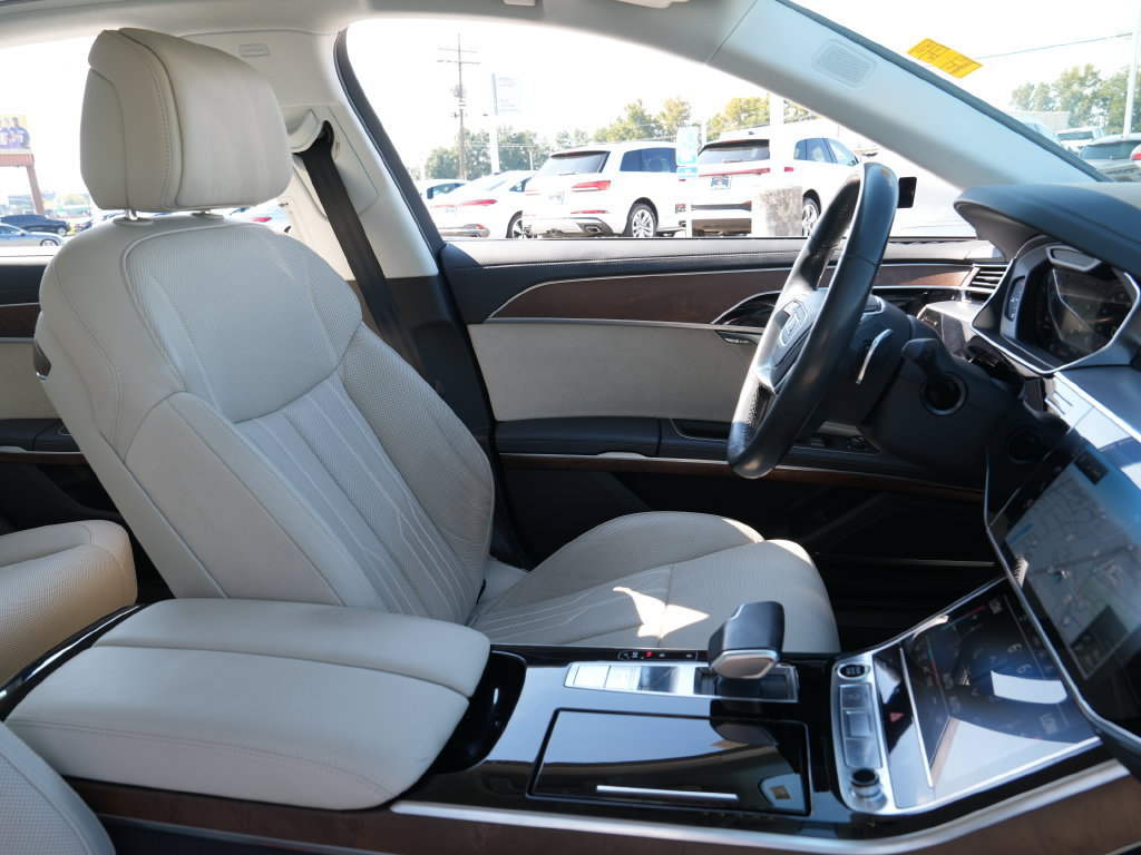 Used 2024 Audi A8 L 3.0T AWD/4WD image 16