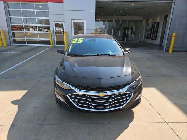 Used 2025 Chevrolet Malibu LT image 8