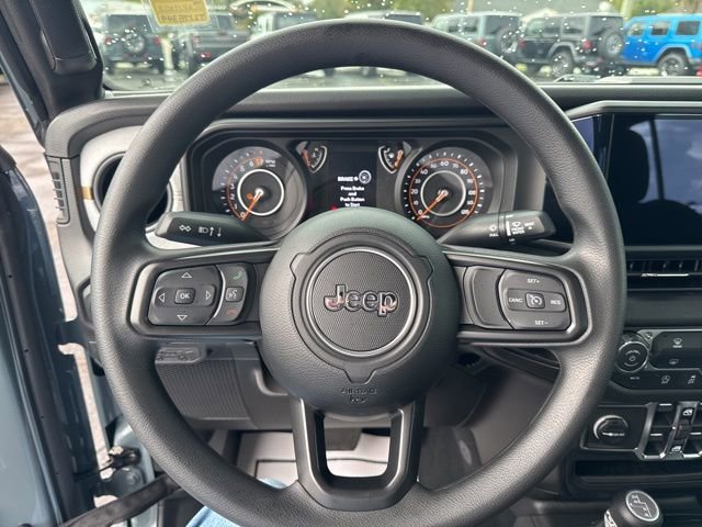 New 2026 Jeep Gladiator Sport AWD/4WD image 11