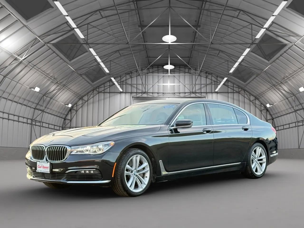 Used 2018 BMW 750i xDrive image 3