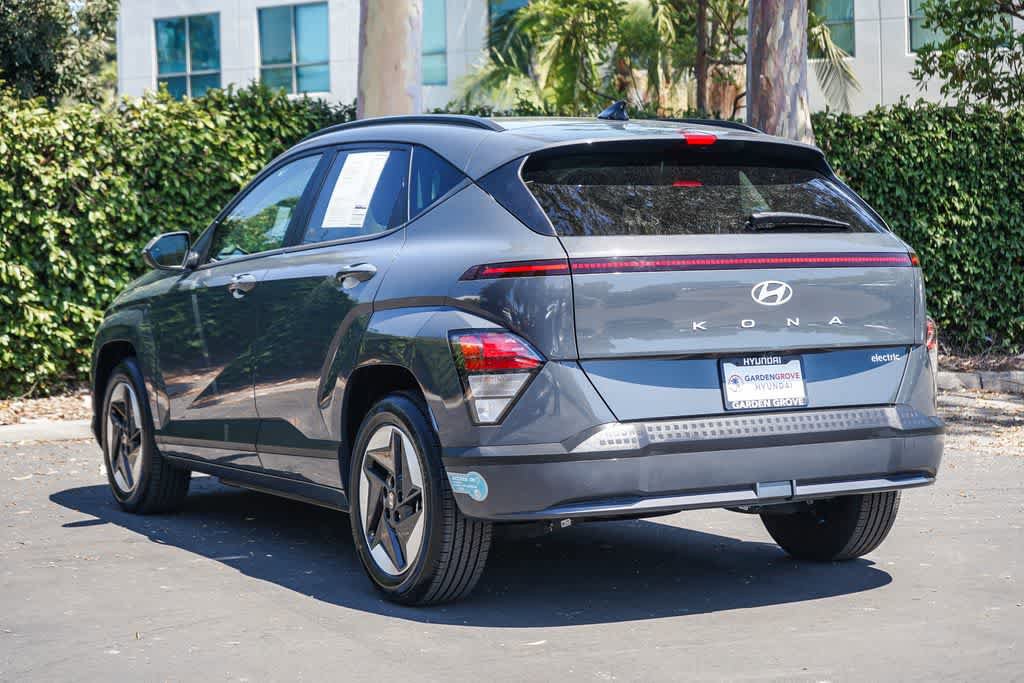 Certified 2024 Hyundai Kona SEL FWD image 4