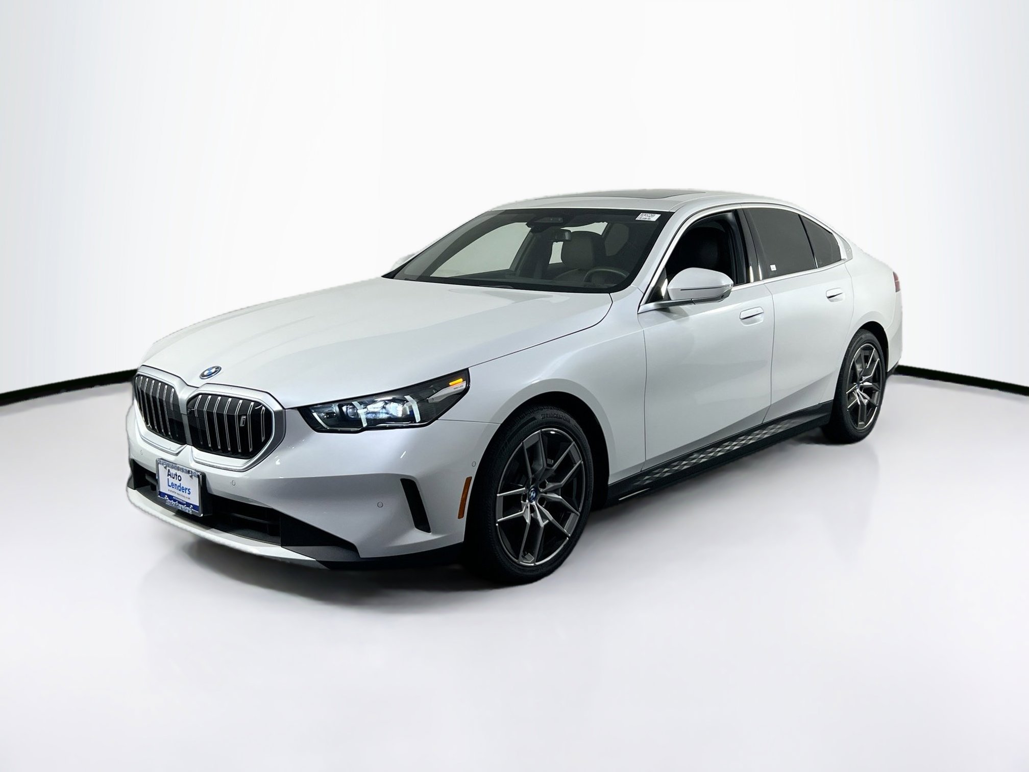Used 2024 BMW i5 eDrive40i w/ Premium Package image 1