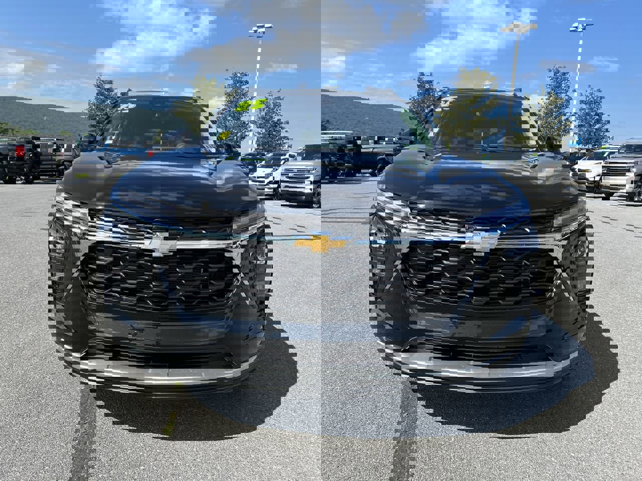 New 2025 Chevrolet Trax LT w/ Driver Confidence Package image 12