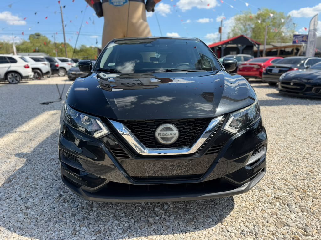 Used 2021 Nissan Rogue Sport S FWD image 2