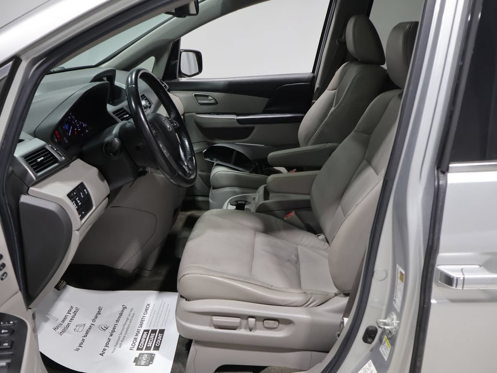 Used 2012 Honda Odyssey Touring image 11
