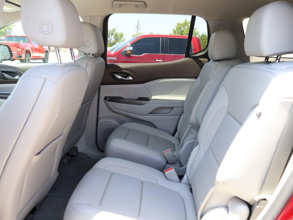 Used 2020 GMC Acadia SLT w/ Driver Alert Package II FWD image 18