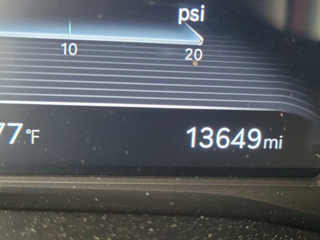 Used 2024 Genesis G70 3.3T Advanced image 29