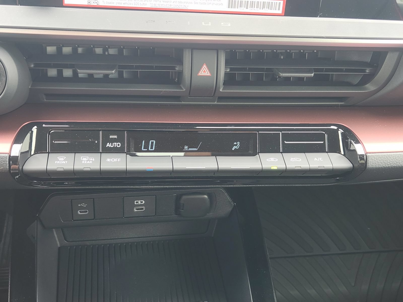 New 2026 Toyota Prius Plug-In Hybrid FWD image 18