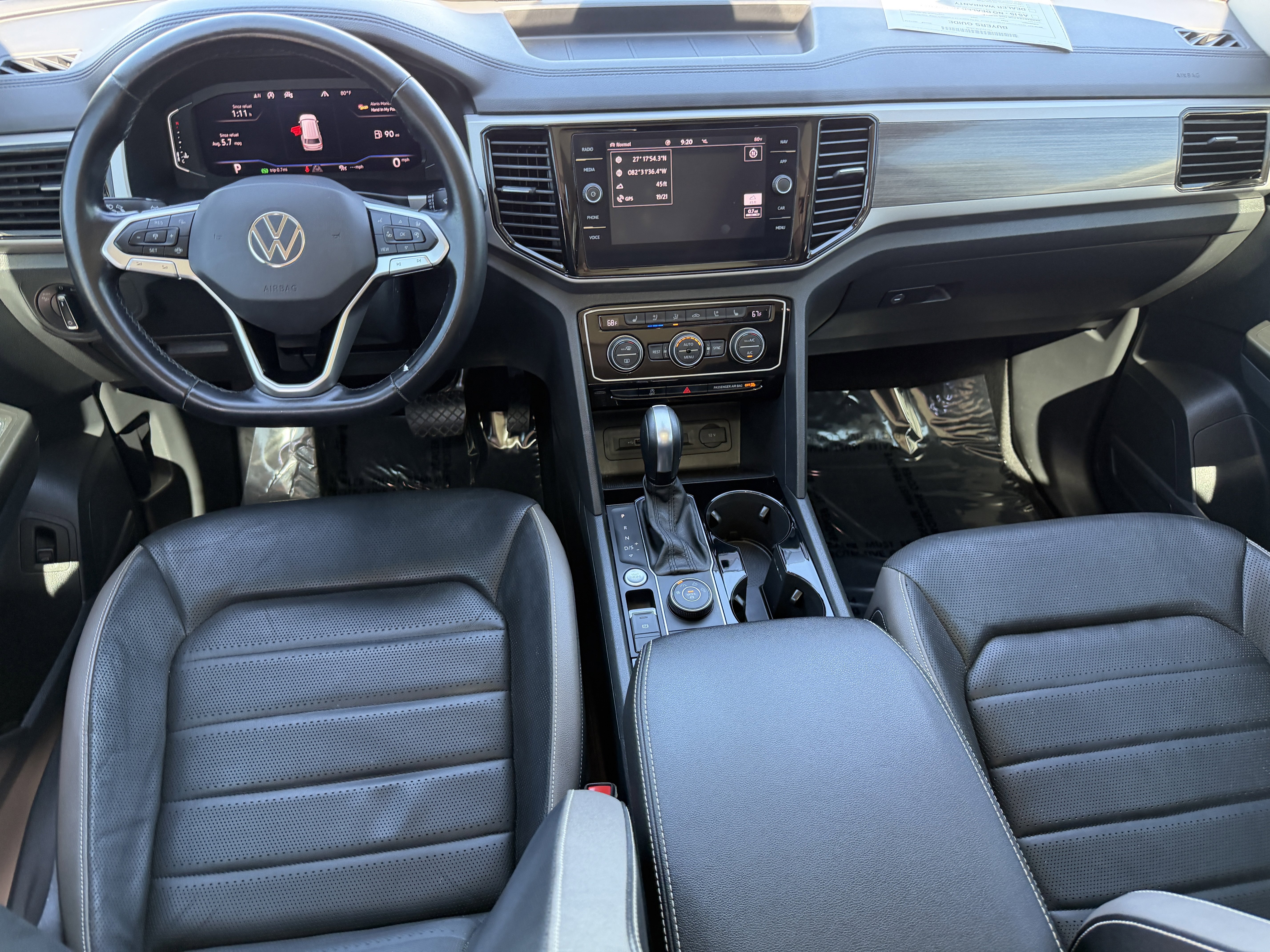 Used 2021 Volkswagen Atlas SEL Premium image 11