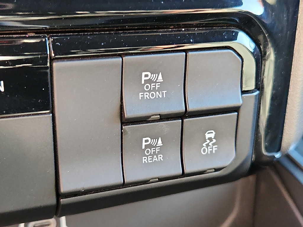 Used 2025 RAM 1500 Big Horn AWD/4WD image 25