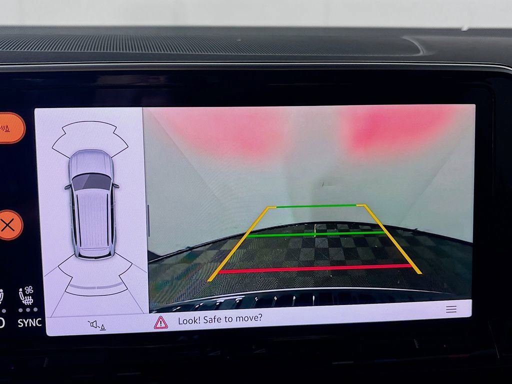 New 2025 Volkswagen Atlas Peak Edition SE image 16
