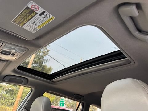 Used 2011 Toyota RAV4 Limited AWD/4WD image 12
