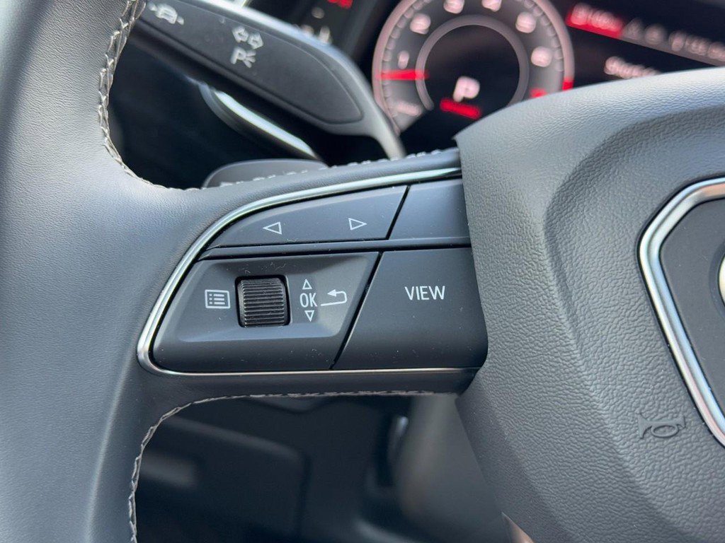 Used 2025 Audi Q7 3.0T Premium w/ Convenience Package image 17