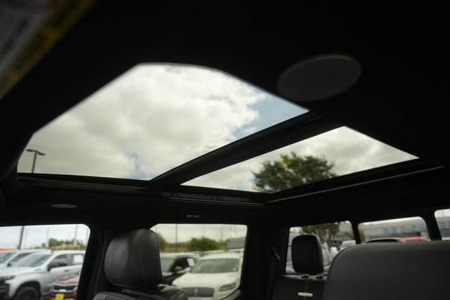 Used 2023 Ford F250 Platinum w/ Tremor Off-Road Package AWD/4WD image 11