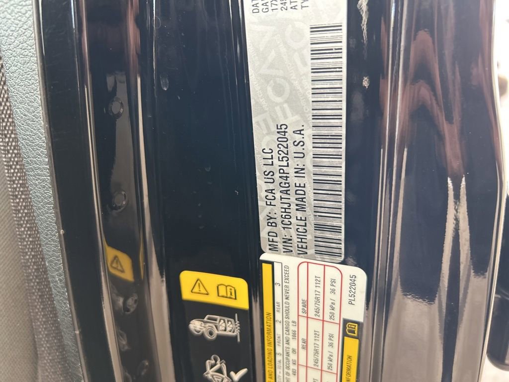 Used 2023 Jeep Gladiator Sport image 41