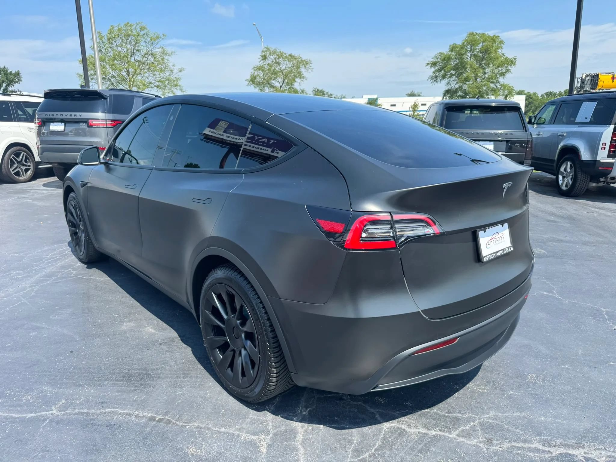 Used 2021 Tesla Model Y Long Range AWD/4WD image 3