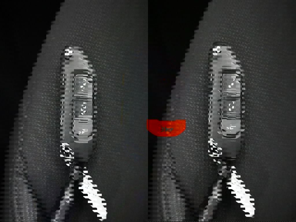 Used 2021 Jeep Wrangler Sport S w/ Technology Group image 30