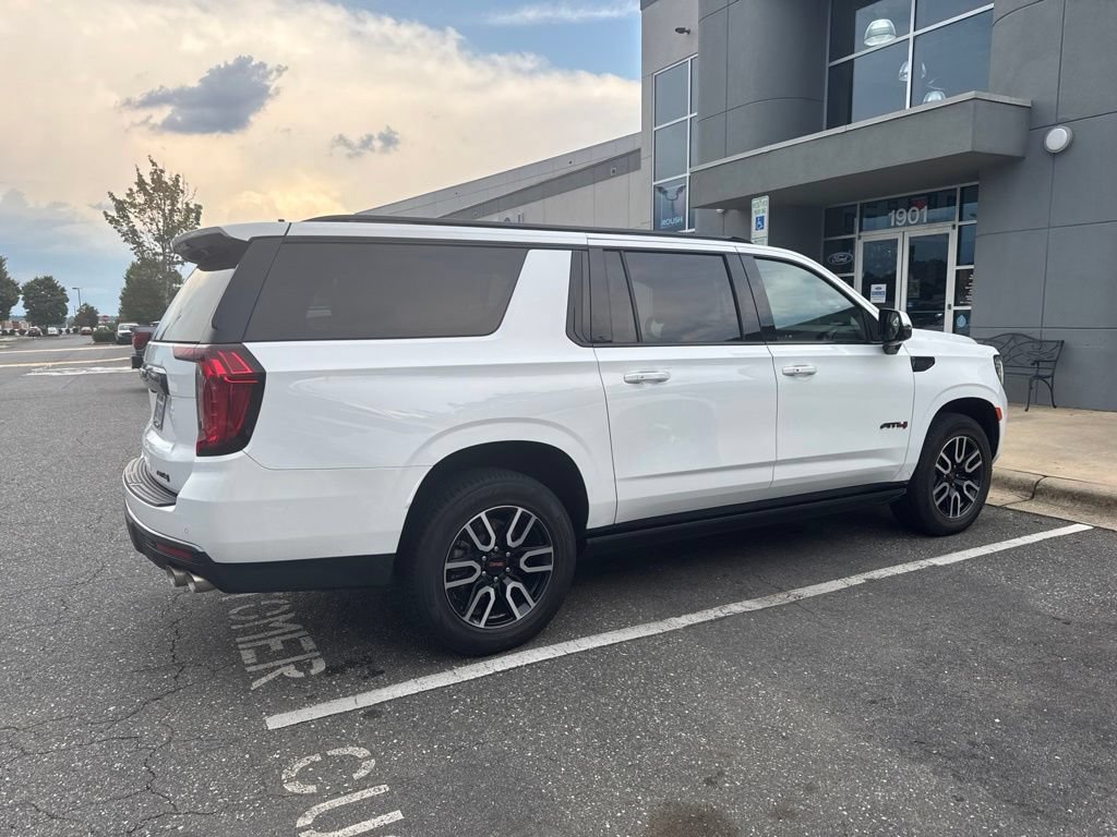 Used 2023 GMC Yukon XL AT4 w/ Max Trailering Package AWD/4WD image 5