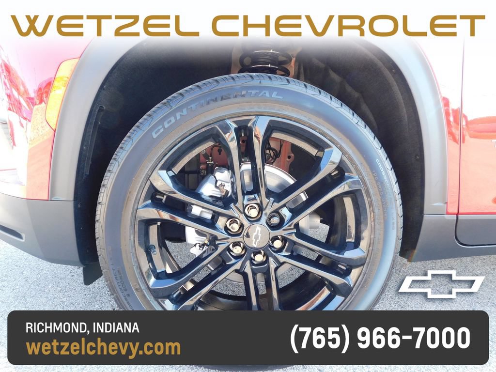 New 2027 Chevrolet Traverse LT FWD image 10
