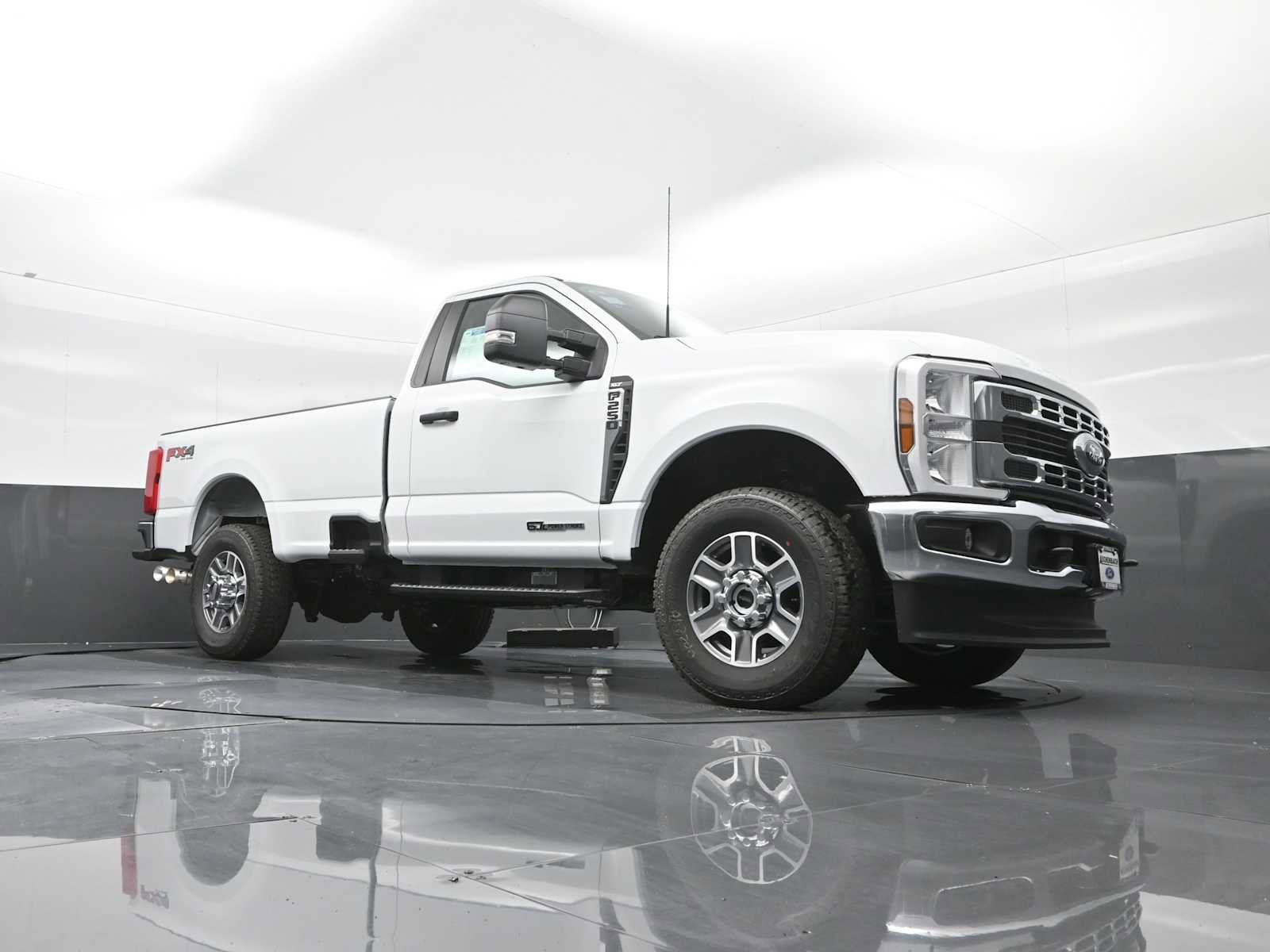 New 2025 Ford F250 XLT image 17