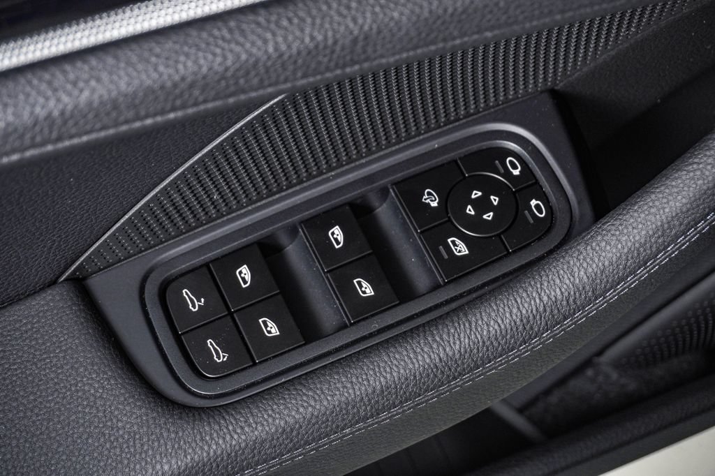 New 2026 Porsche Panamera 4 AWD/4WD image 26