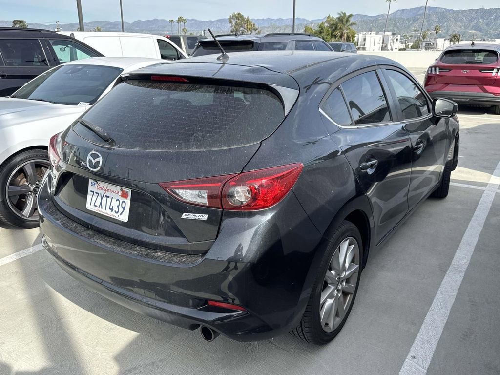 Used 2017 MAZDA MAZDA3 Touring image 12