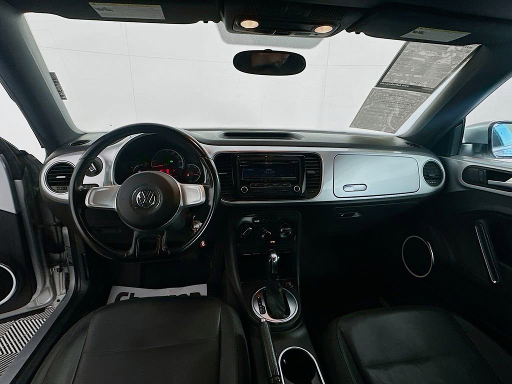 Used 2013 Volkswagen Beetle 2.5 image 20