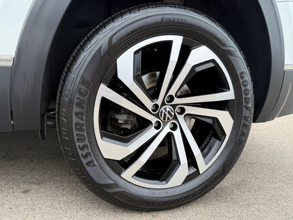 Used 2022 Volkswagen Atlas SEL AWD/4WD image 12