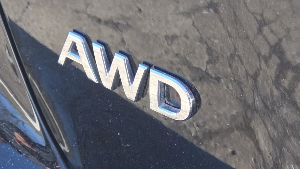 Used 2023 INFINITI Q50 Luxe image 5