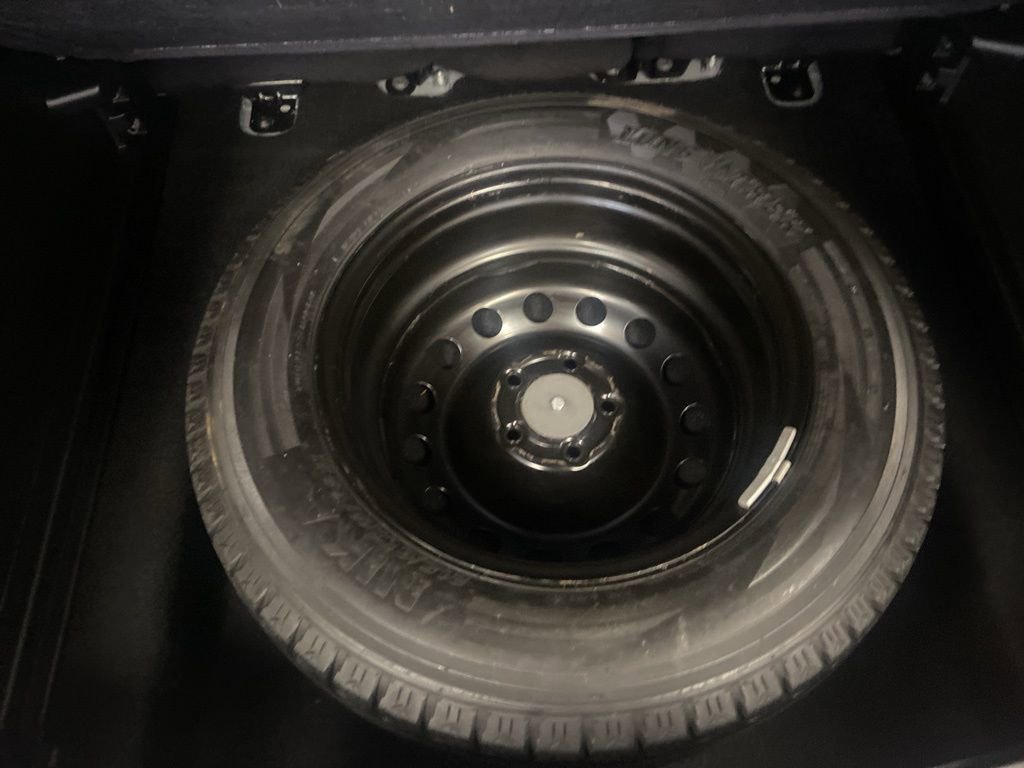 Used 2023 Jeep Compass Latitude w/ Sun and Sound Group image 18