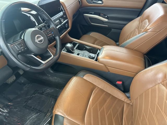 Used 2022 Nissan Pathfinder Platinum w/ Cargo Package AWD/4WD image 24