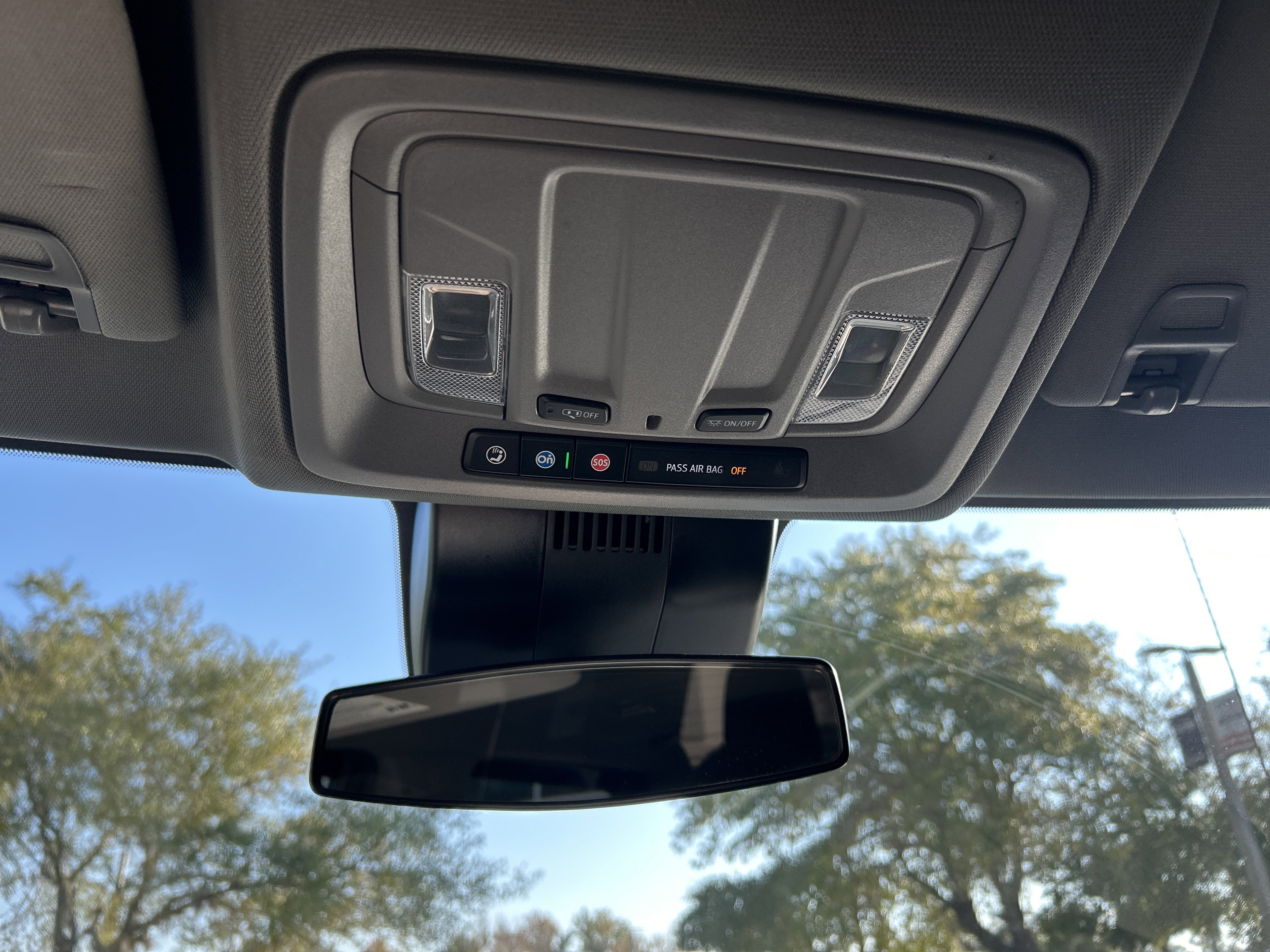 Used 2023 Chevrolet Silverado 1500 RST w/ Z71 Off-Road Package image 27