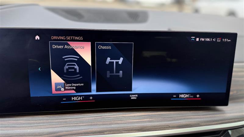 Used 2023 BMW X7 xDrive40i w/ Premium Package AWD/4WD image 64