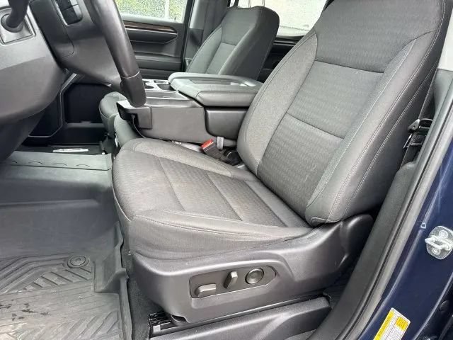 Used 2022 Chevrolet Silverado 1500 LT AWD/4WD image 29