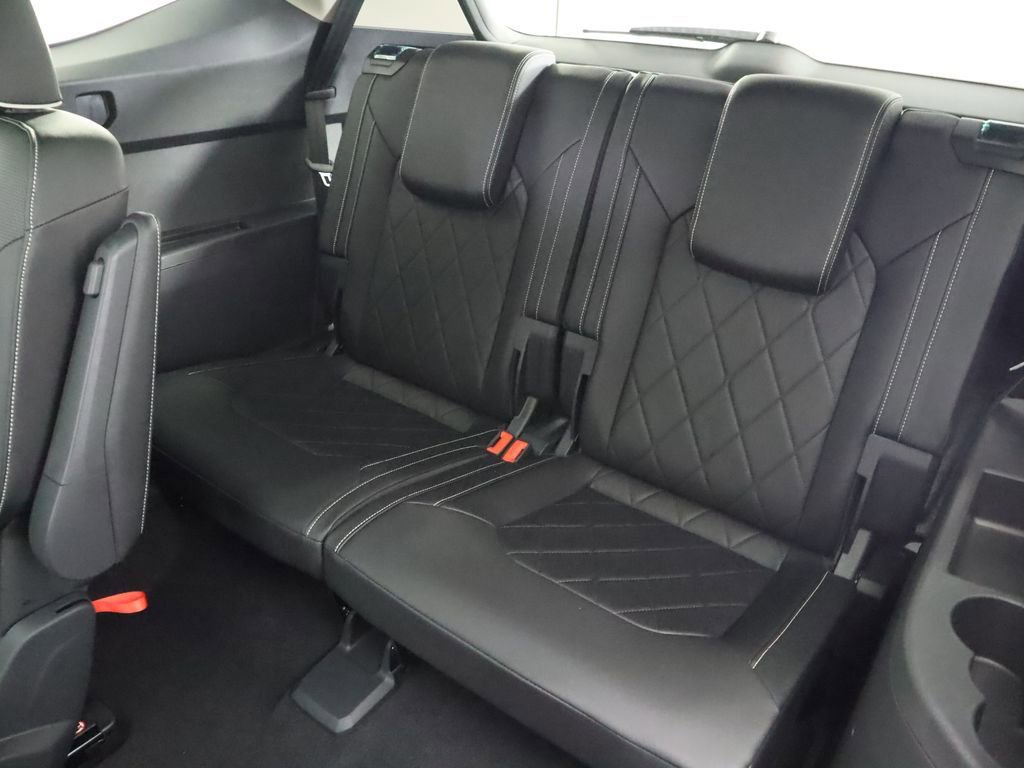 New 2026 Volkswagen Atlas SEL Premium R-Line image 24