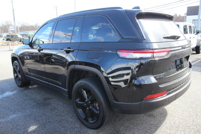 Used 2023 Jeep Grand Cherokee Altitude image 26