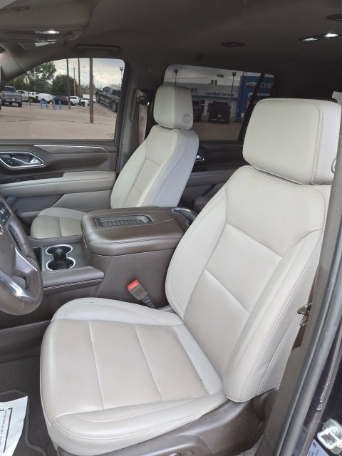 Used 2023 Chevrolet Suburban Z71 image 10