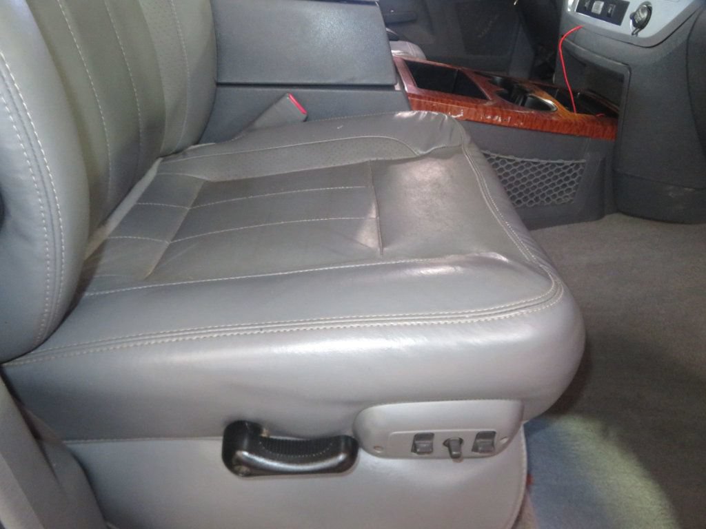Used 2006 Dodge Ram 2500 Truck Laramie AWD/4WD image 35