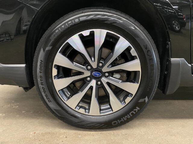 Used 2015 Subaru Outback 2.5i Limited AWD/4WD image 34