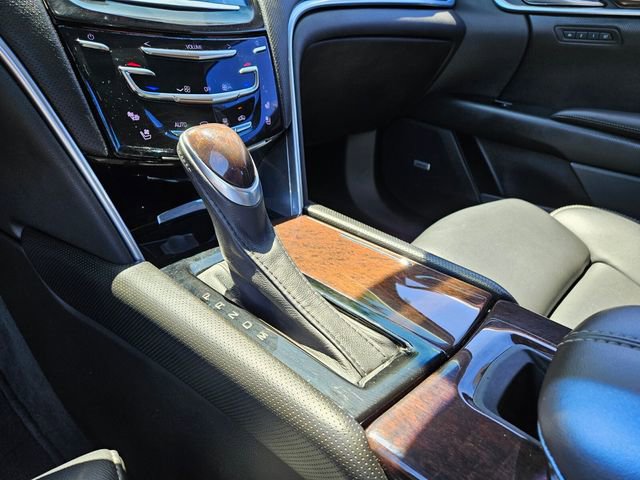 Used 2014 Cadillac XTS Premium AWD/4WD image 24
