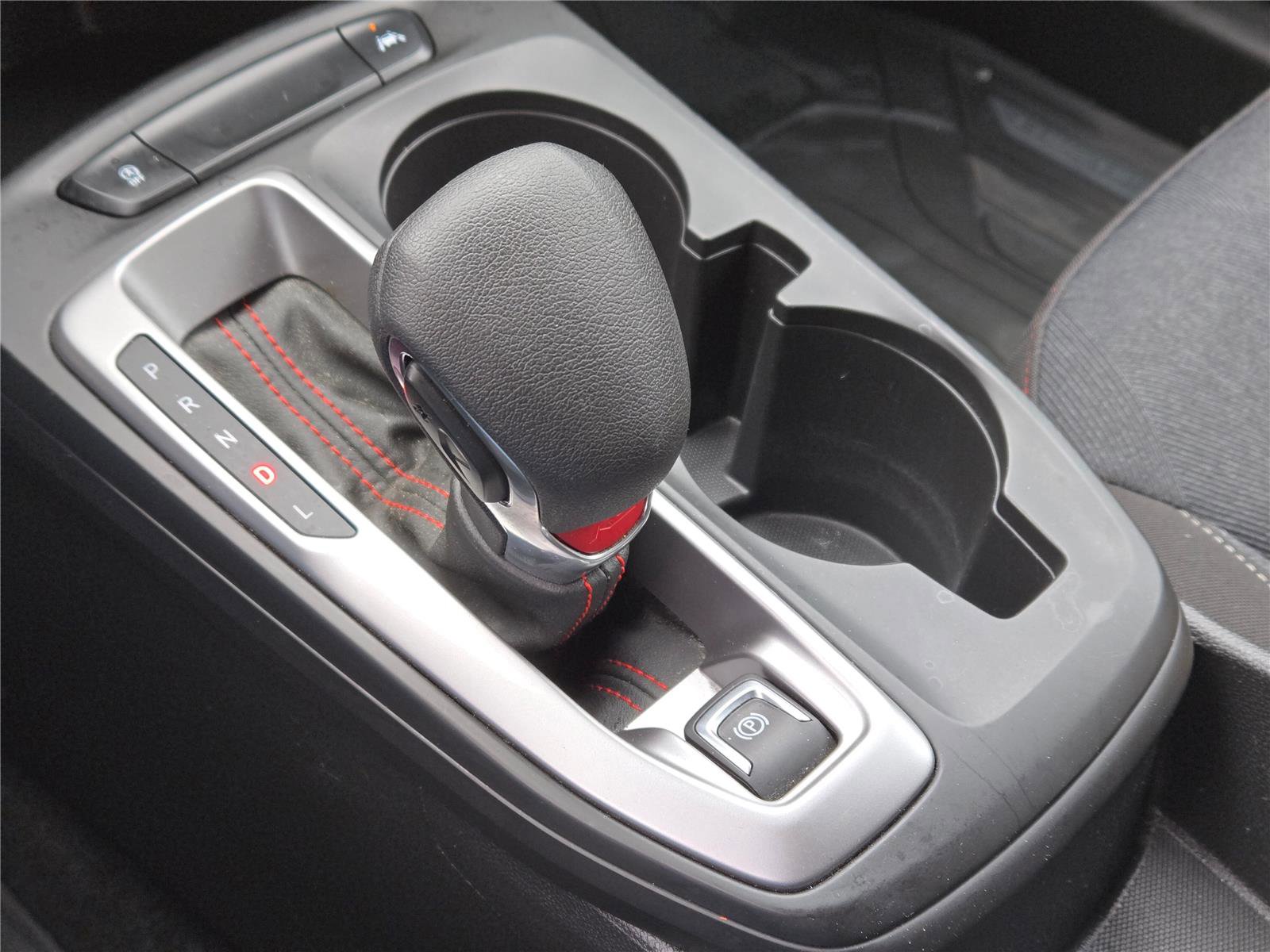 Used 2024 Chevrolet Trax RS w/ Driver Confidence Package image 19