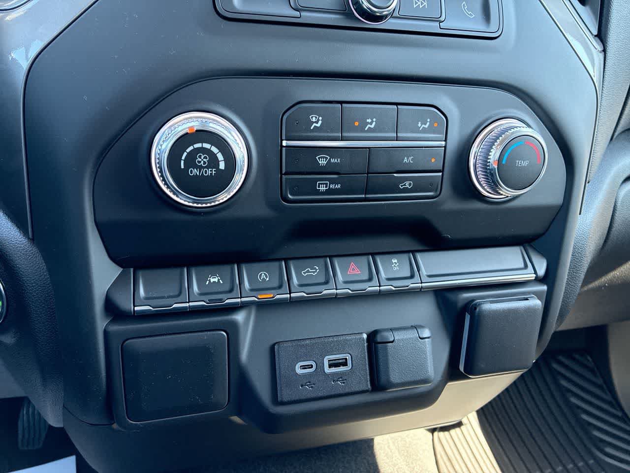 New 2026 GMC Sierra 1500 Pro w/ Graphite Edition AWD/4WD image 17